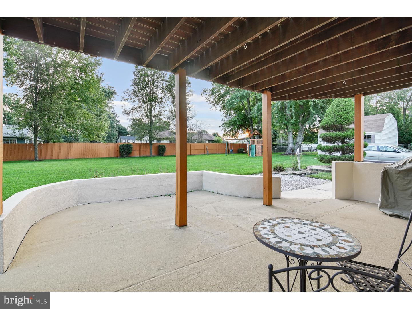 9 Briarhill Road Berlin, NJ 08009 - Photo 24 of 25 Patio