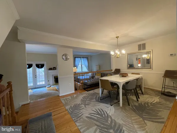 $4,250 | 6 South Montague Street, Arlington, VA 22204