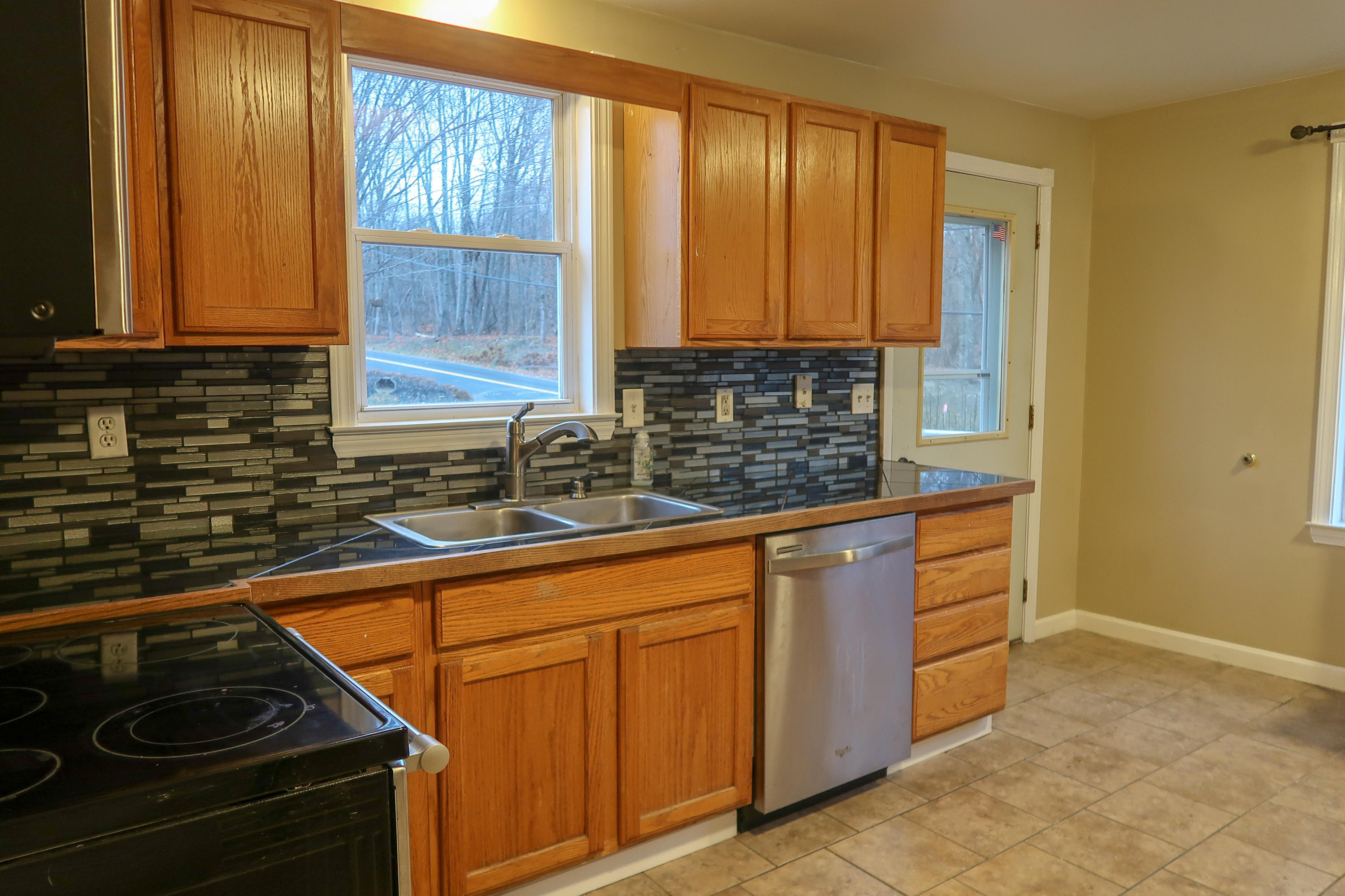 324 Dunham Road Vassalboro, ME 04989 - Photo 2 of 25 IMG_6754