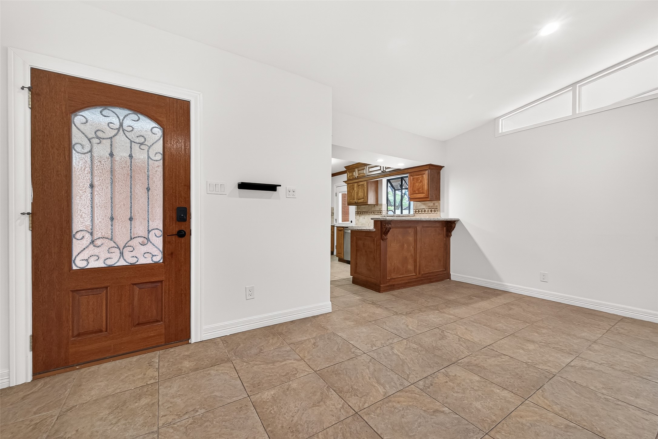 5422 Hummingbird Street Houston, TX 77096 - Photo 2 of 46