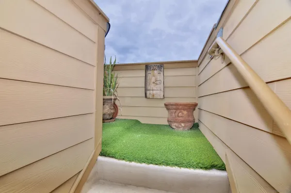 $6,000 | 1929 Felspar Street, San Diego, CA 92109