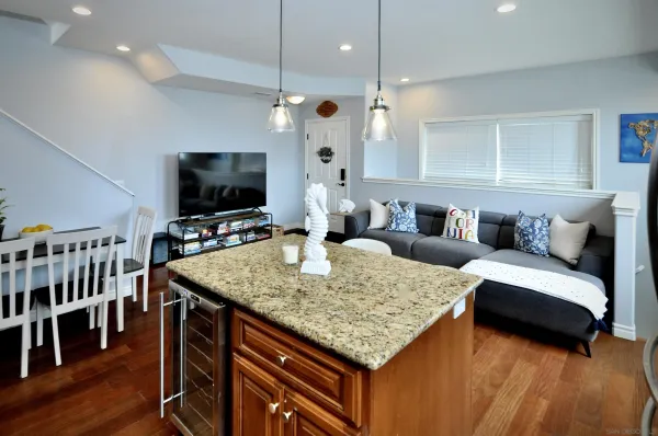 $6,000 | 1929 Felspar Street, San Diego, CA 92109