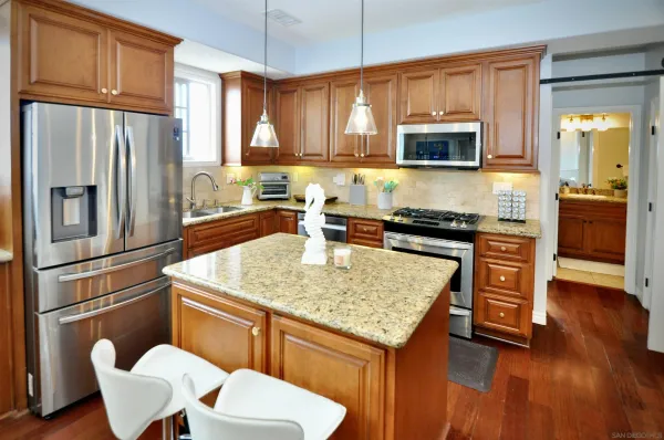 $6,000 | 1929 Felspar Street, San Diego, CA 92109