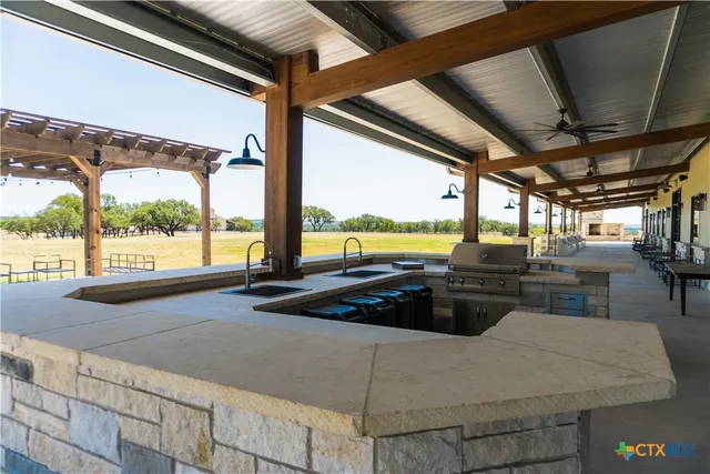 $3,950,000 | 410 County Road 174, Gatesville, TX 76528