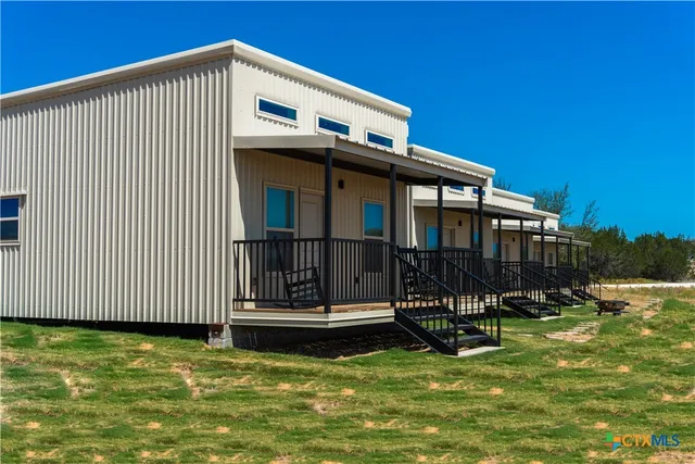 $3,950,000 | 410 County Road 174, Gatesville, TX 76528