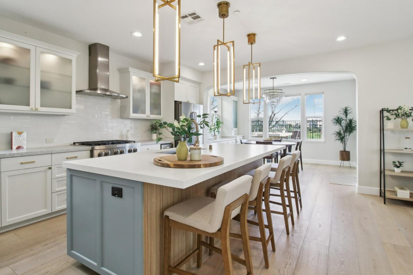 7670 MacKenzie Way Gilroy, CA 95020 - Photo 14 of 70