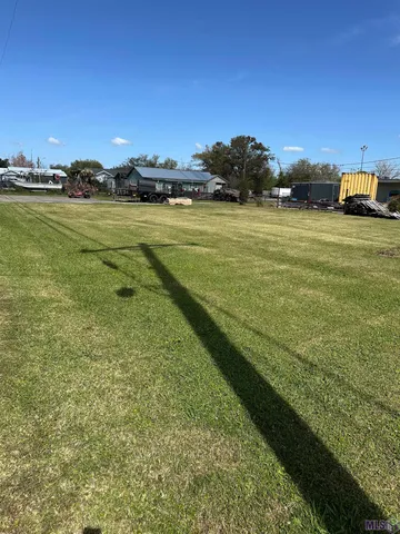 $30,000 | 5452 Highway 56, Chauvin, LA 70344