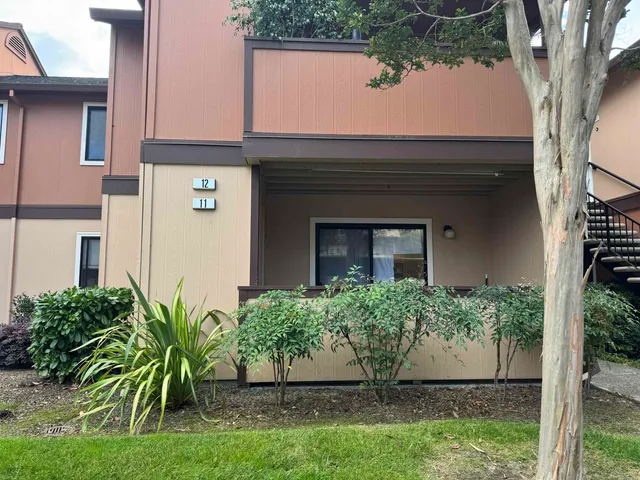 $230,900 | 8201 Camino Colegio, Unit 11, Rohnert Park, CA 94928