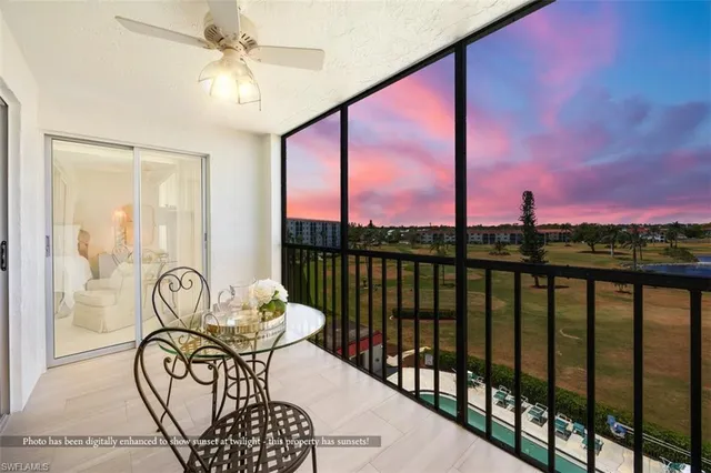 a view of a livingroom with furniture