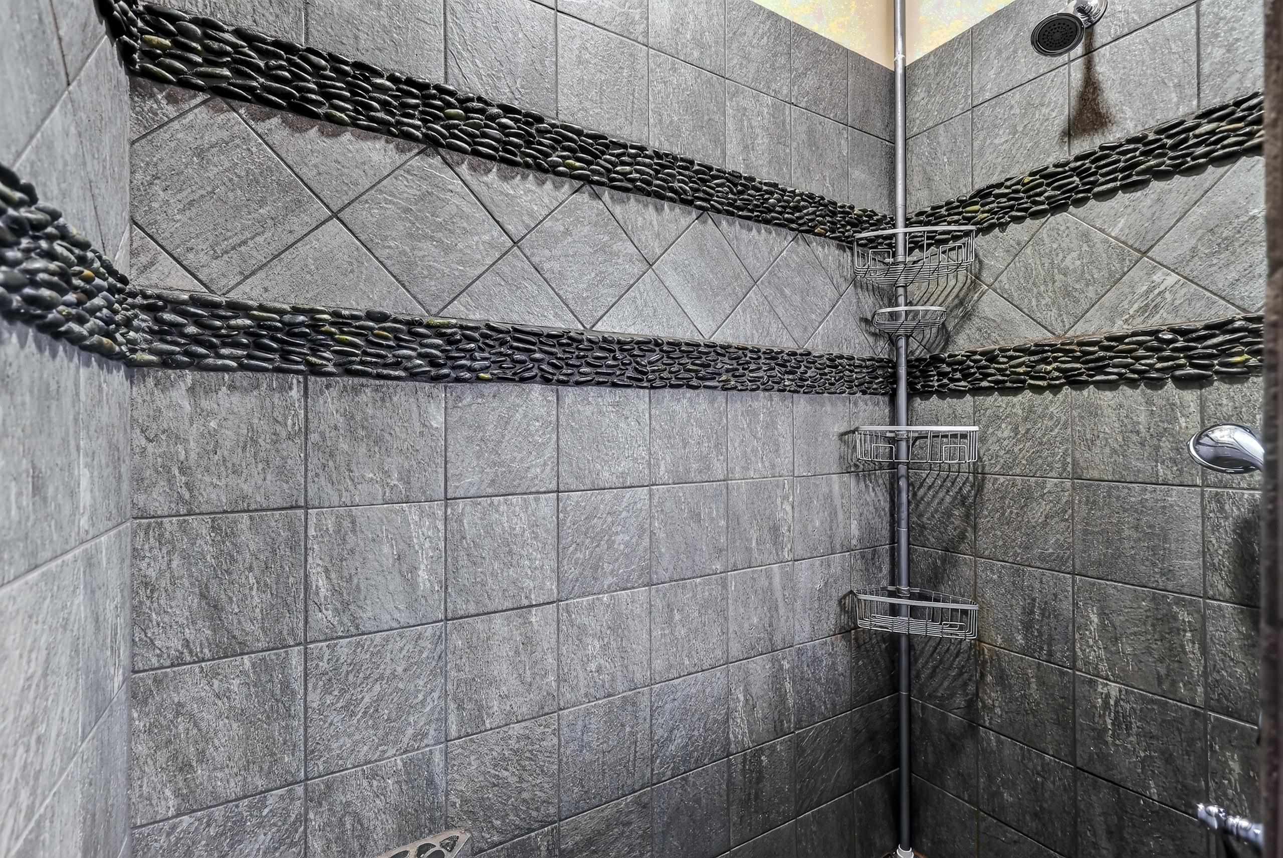 1003 South Henry Road Greenacres, WA 99016 - Photo 16 of 50