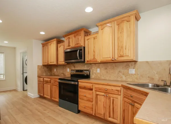 $499,900 | 767 North Dorian Drive, Ontario, OR 97914