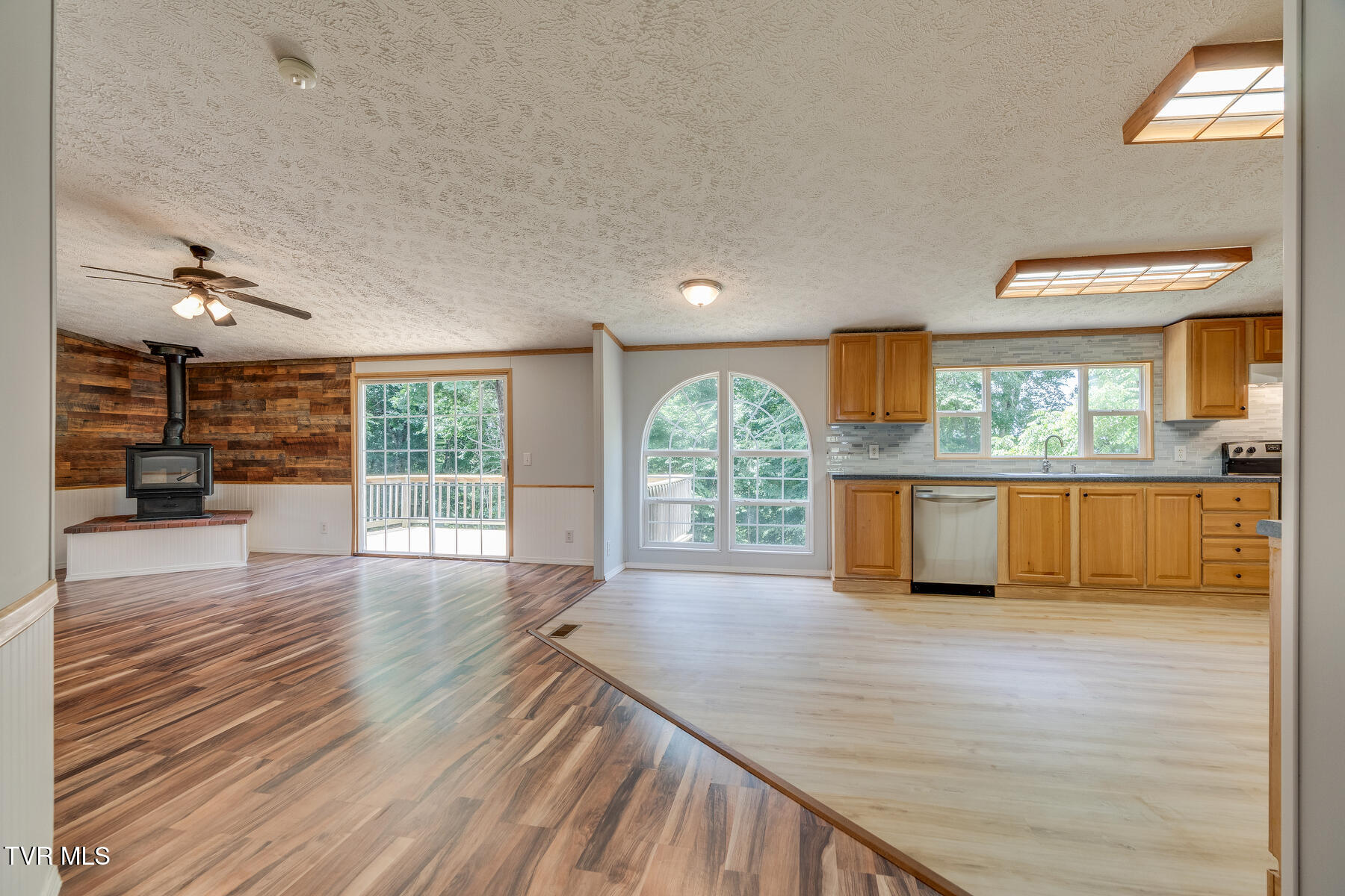 193 Barwick Road Limestone, TN 37681 - Photo 17 of 77 008