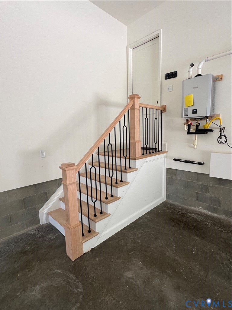 1120 Cardinal Crest Terrace Midlothian, VA 23113 - Photo 34 of 44 a view of entryway and hall
