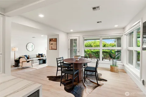$2,074,088 | 101 99th Avenue Northeast, Unit 101, Bellevue, WA 98004