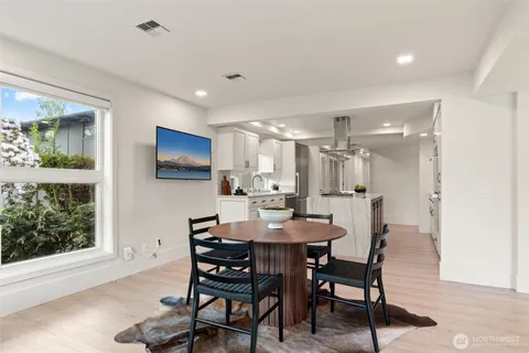 $2,074,088 | 101 99th Avenue Northeast, Unit 101, Bellevue, WA 98004