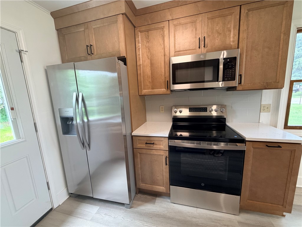 209 Chambers Street Catlin, NY 14812 - Photo 8 of 27