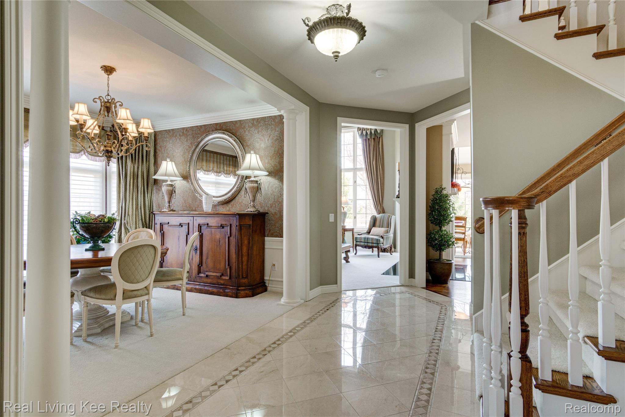 2766 Castlemartin Court Rochester, MI 48306 - Photo 19 of 76 Interiors (9 of 79).jpg