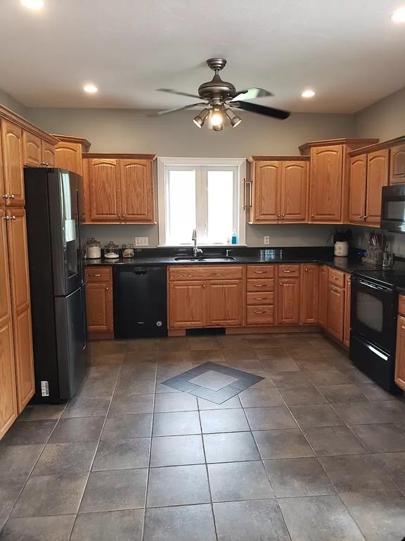 163 Paxton Road Spencer, MA 01562 - Photo 2 of 35 Gallery Image 2