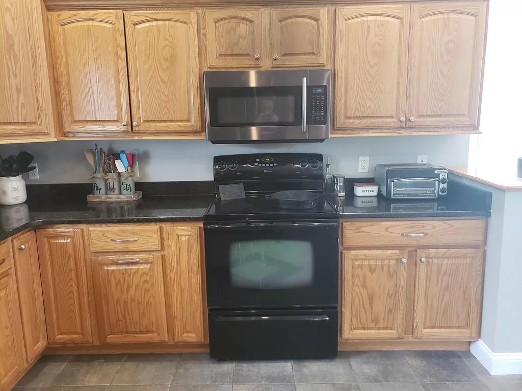 163 Paxton Road Spencer, MA 01562 - Photo 3 of 35 Gallery Image 3