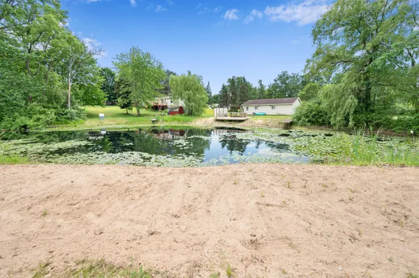 $61,900 | 8952 Otterside Drive, Farwell, MI 48622