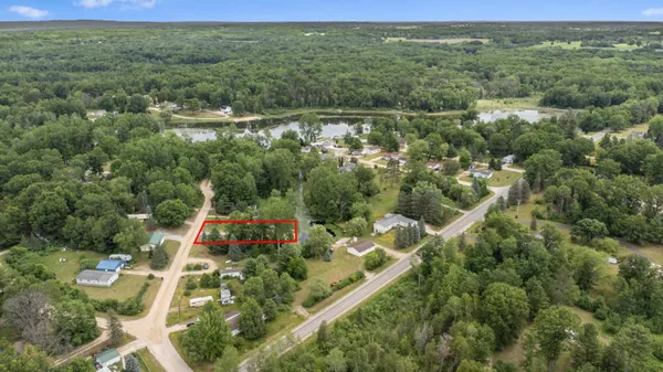 $61,900 | 8952 Otterside Drive, Farwell, MI 48622