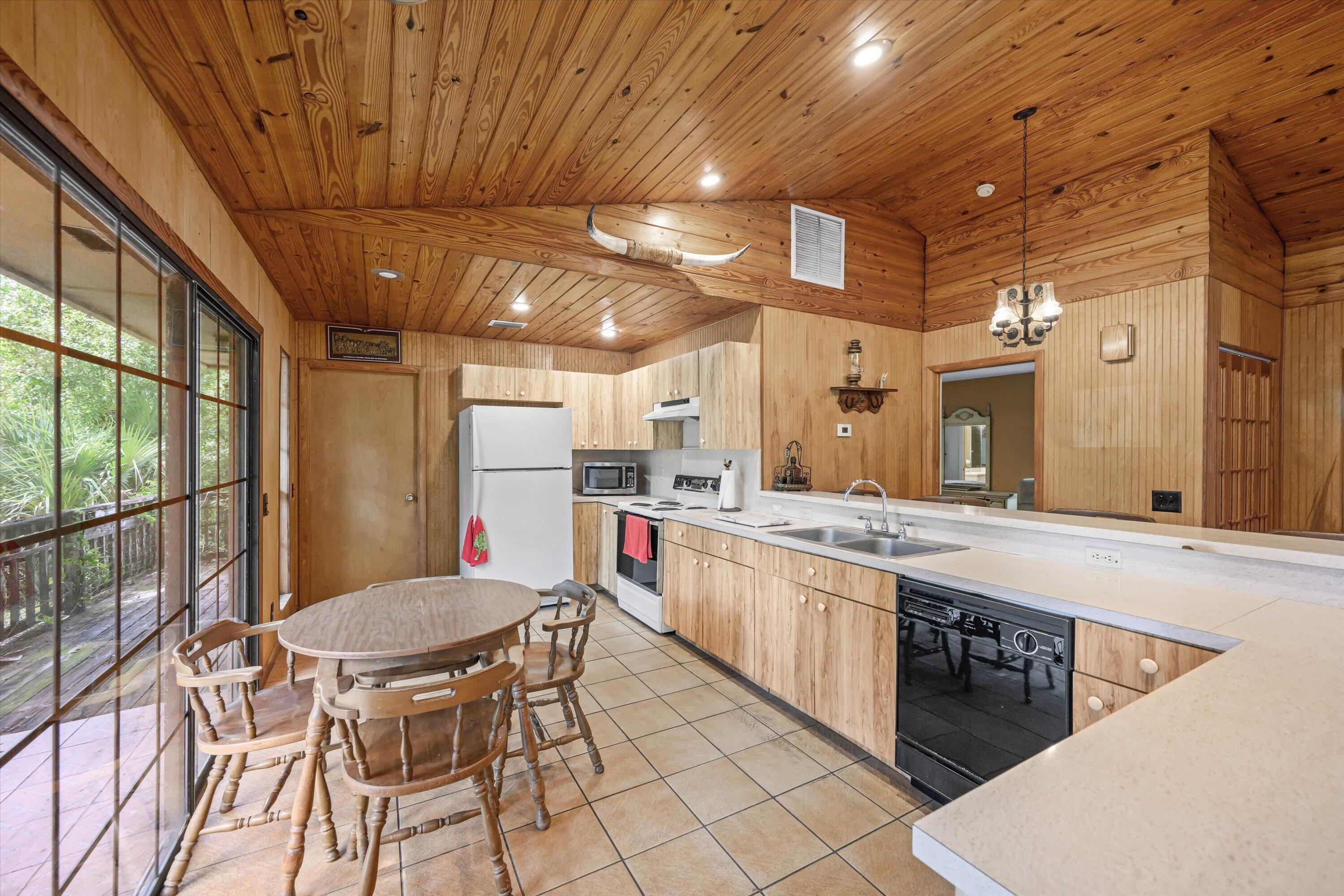 1814 A Road Loxahatchee Groves, FL 33470 - Photo 13 of 38 kitchen & breakfast nook