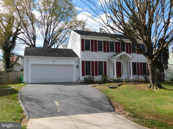 $3,700 | 916 Pointer Ridge Drive, Gaithersburg, MD 20878