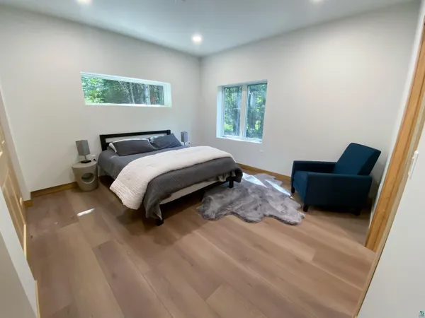 $499,000 | 89170 Meadow Trail, Cornucopia, WI 54827