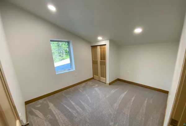 $499,000 | 89170 Meadow Trail, Cornucopia, WI 54827