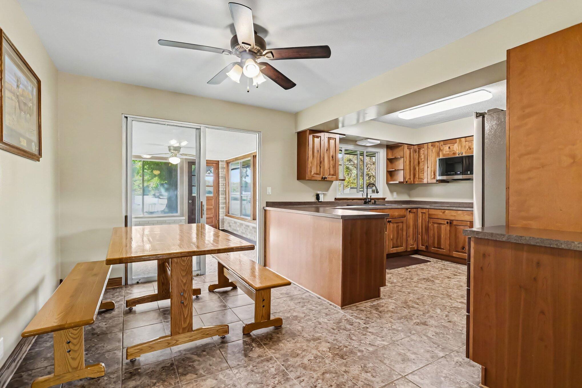 9410 North Branch Road Watervliet, MI 49098 - Photo 8 of 31 007_file_7648