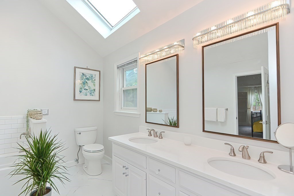 9 Delaware Road Medfield, MA 02052 - Photo 21 of 42 Gallery Image 21