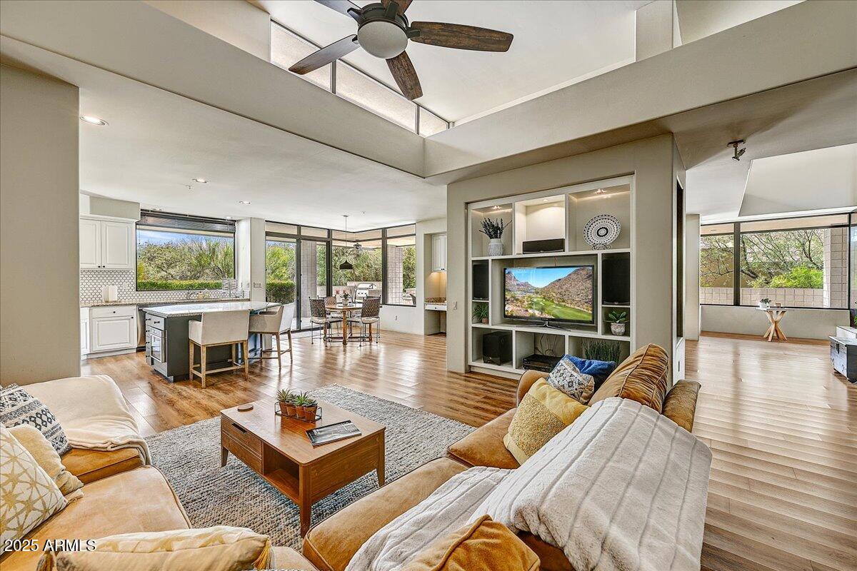 10687 East Fernwood Lane Scottsdale, AZ 85262 - Photo 16 of 32 16-Family Room