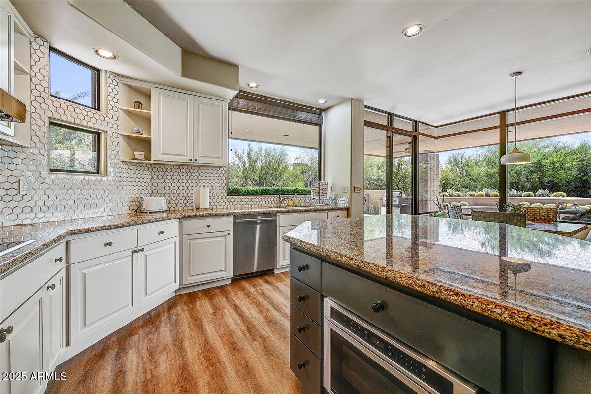10687 East Fernwood Lane Scottsdale, AZ 85262 - Photo 21 of 32 21-Kitchen II