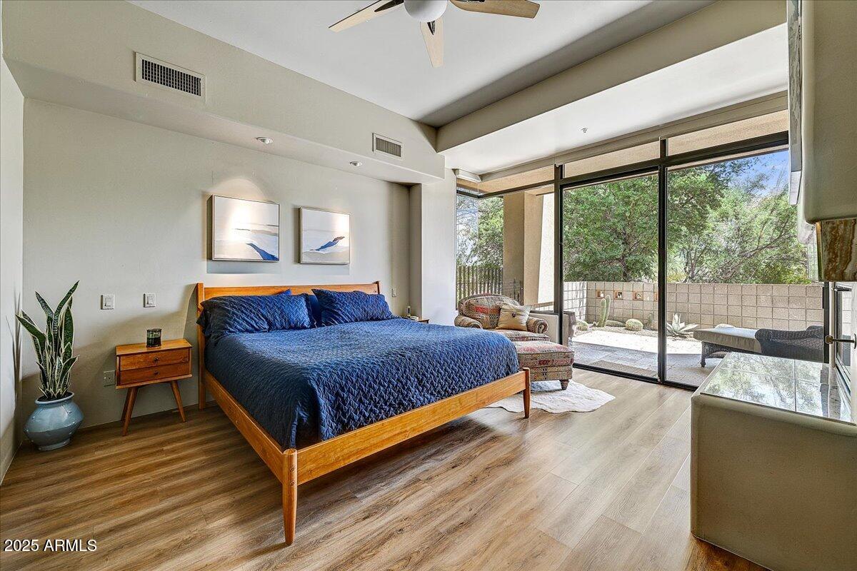 10687 East Fernwood Lane Scottsdale, AZ 85262 - Photo 23 of 32 23-Primary Suite