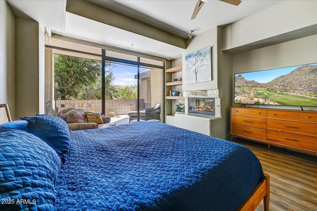 10687 East Fernwood Lane Scottsdale, AZ 85262 - Photo 25 of 32 25-Primary Suite III