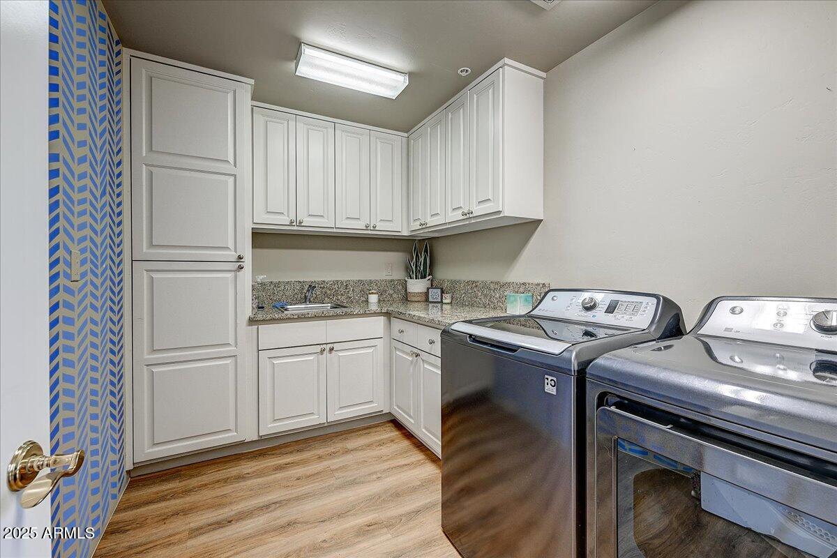 10687 East Fernwood Lane Scottsdale, AZ 85262 - Photo 29 of 32 29-Laundry Room