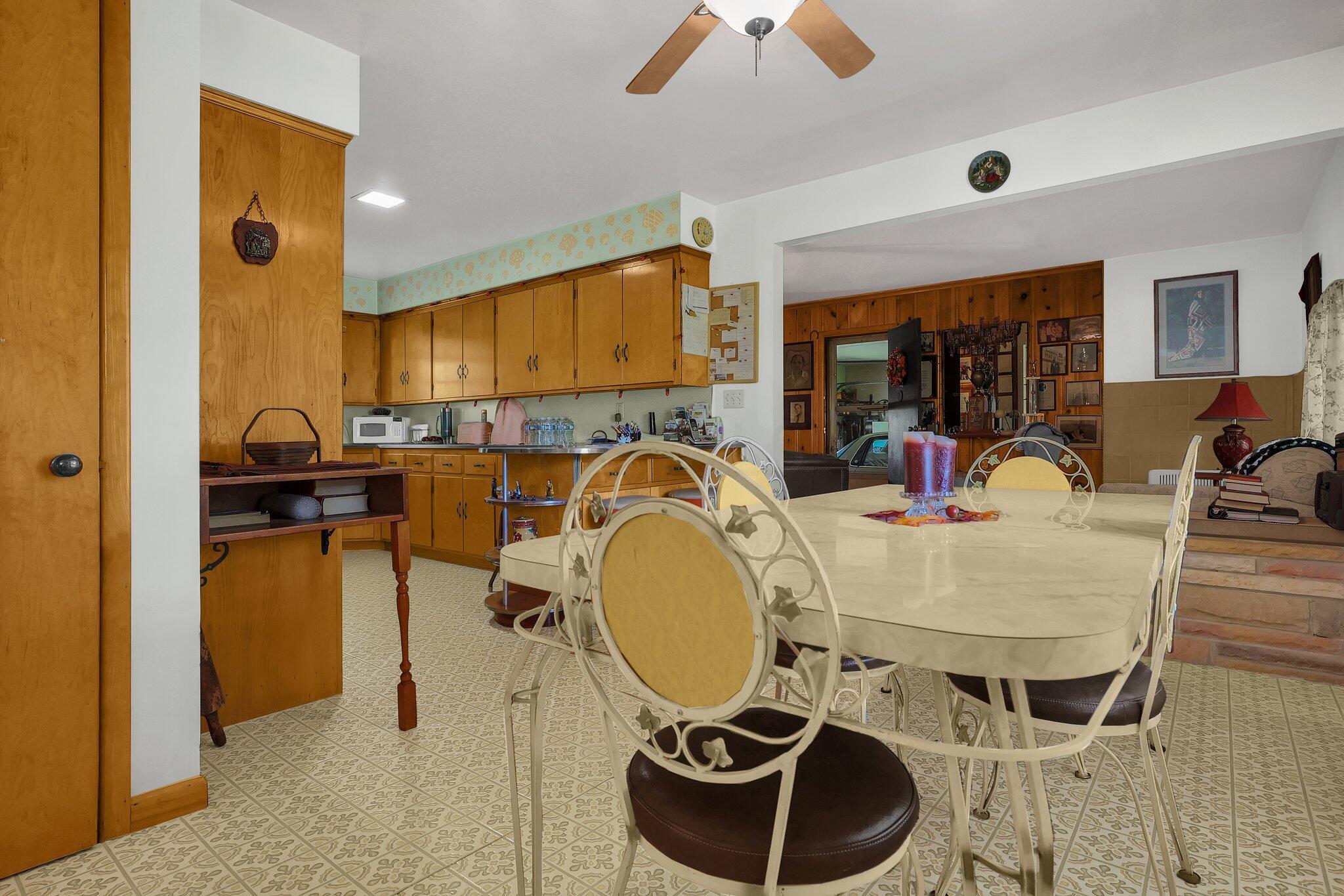 2210 Gantz Road Grove City, OH 43123 - Photo 9 of 35 649076CD-3F10-4D21-90EF-BE8FC1B59CE4