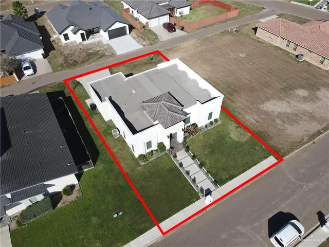 $2,800 | 3818 Tierra Escondido, Weslaco, TX 78596