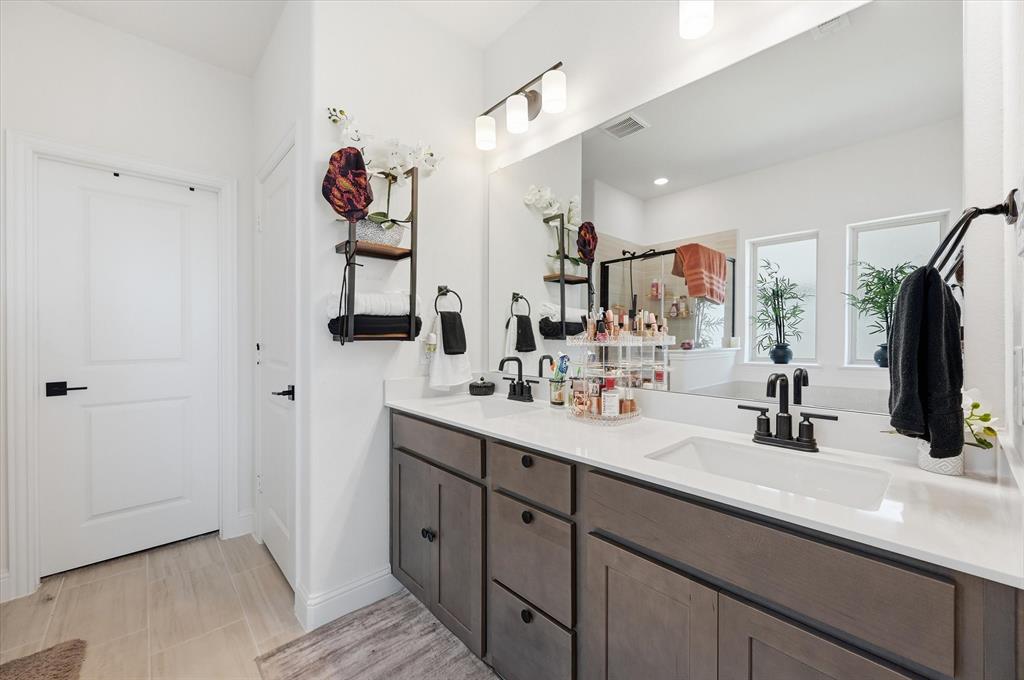 7315 Prairieside Trail Venus, TX 76084 - Photo 19 of 37