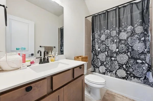 $495,000 | 7315 Prairieside Trail, Venus, TX 76084