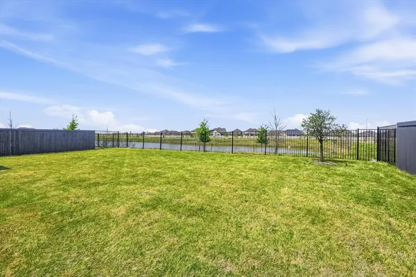 $495,000 | 7315 Prairieside Trail, Venus, TX 76084