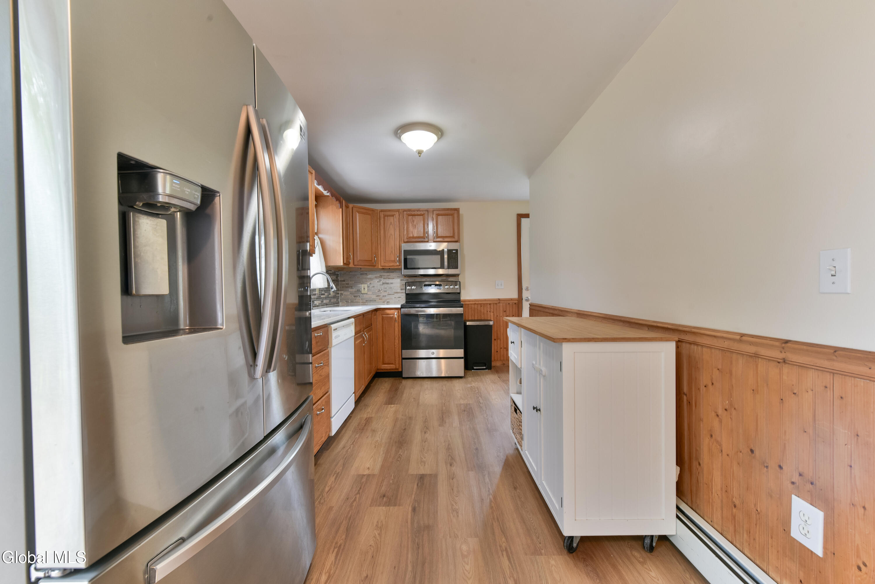 455 Middle Road Knox, NY 12053 - Photo 7 of 48 16