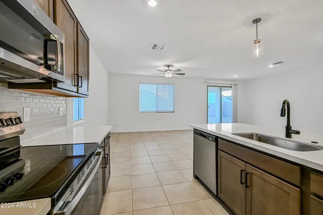 $2,000 | 25303 West Bowker Street, Buckeye, AZ 85326