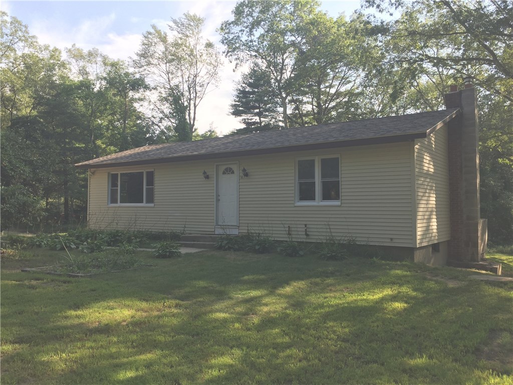 97 Black Plain Road Exeter, RI 02822 - Photo 6 of 18 Ready to move in!