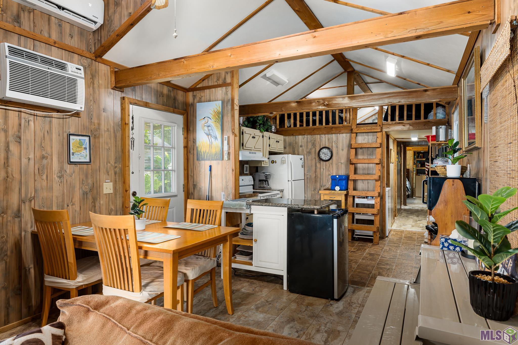 21054 Diversion Canal Road St. Amant, LA 70774 - Photo 11 of 48 Dining Area