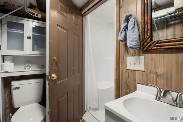 $170,000 | 21054 Diversion Canal Road, St. Amant, LA 70774