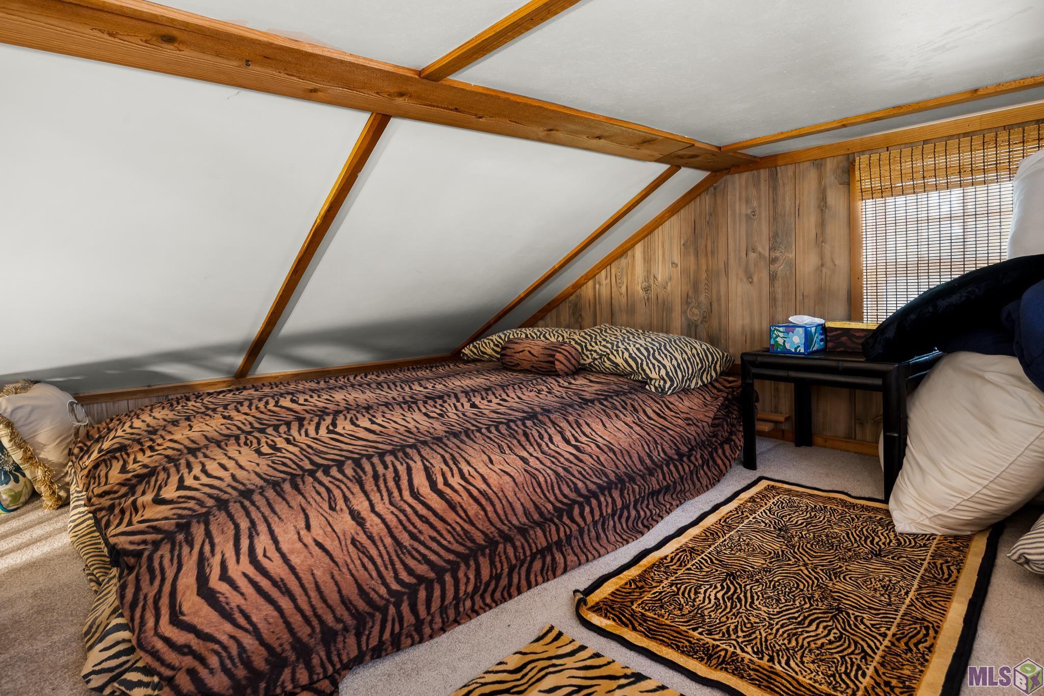 21054 Diversion Canal Road St. Amant, LA 70774 - Photo 21 of 48 2nd Upstairs Loft