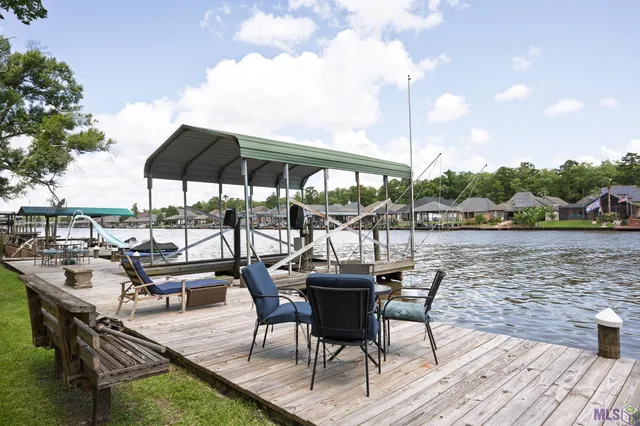 $170,000 | 21054 Diversion Canal Road, St. Amant, LA 70774