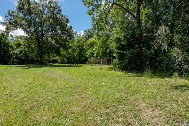 $170,000 | 21054 Diversion Canal Road, St. Amant, LA 70774