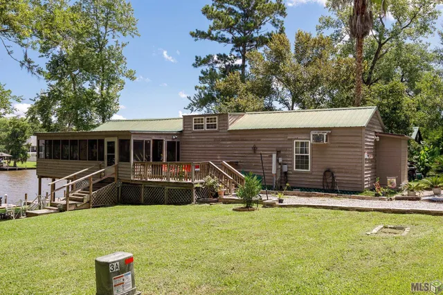 $170,000 | 21054 Diversion Canal Road, St. Amant, LA 70774